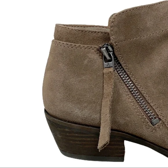 NWOT Sam Edelman Suede Packer Taupe Bootie Sz 7.5 - Picture 4 of 11